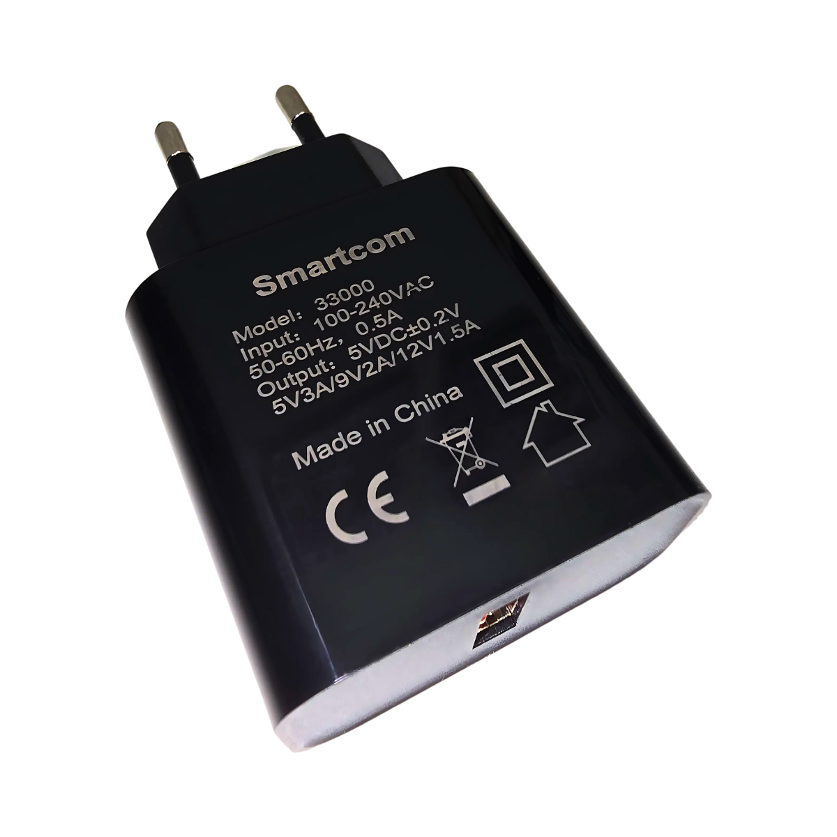 מטען חשמלי 3A עם חיבור USB A מבית SmartCom - הפתרון המושלם לטעינה מהירה ונוחה! 🔋 , מטען לטלפון מבית סמארטקום . מתאים לשימוש כ 30% Black Friday! מטענים לבית ציוד נלווה לטלפונים .
