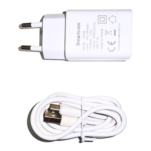 מטען ה-USB של SmartCom - טעינה מהירה ונוחה 📱⚡ , מטען לטלפון מבית סמארטקום . מתאים לשימוש כ 30% מטענים לבית .