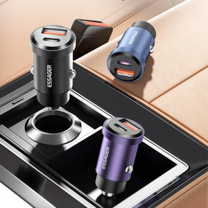 מטען מהיר לרכב 30W עם טעינה מהירה, יציאת USB Type A ויציאת Type C ל- ,iPhone 12, 13, Huawei, Samsung, Xiaomi ועוד. , מטען לרכב מבית סמארטקום . מתאים לשימוש כ מטענים לרכב .