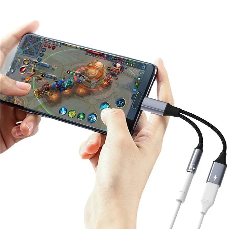 ממיר USB Type C לאוזניות 3.5 מ"מ AUX וטעינה מהירה עד 60W, מתאים גם למקבוק ולסמסונג , כבל אודיו מבית סמארטקום . מתאים לשימוש כ AUX מתאמים .