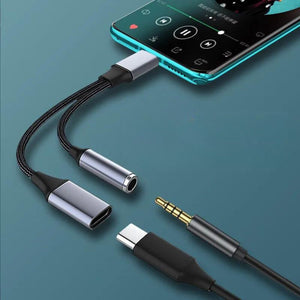ממיר USB Type C לאוזניות 3.5 מ"מ AUX וטעינה מהירה עד 60W, מתאים גם למקבוק ולסמסונג , כבל אודיו מבית סמארטקום . מתאים לשימוש כ AUX מתאמים .